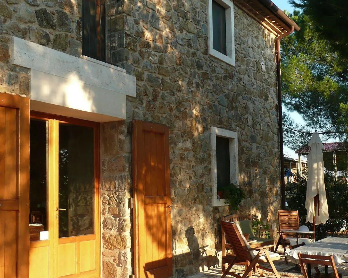 Montarlese Eco-Lodges Montemerano